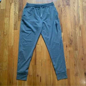 Vuori gray joggers pants size S